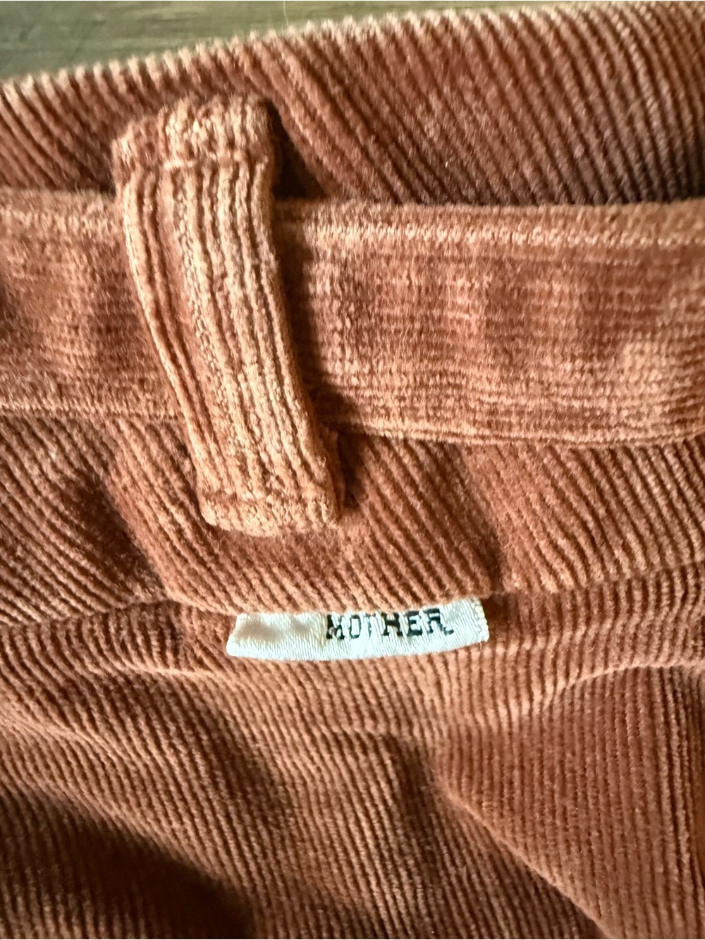 MOTHER Wide-Leg Cuffed Pants in Friar Brown - Picture 9 of 12